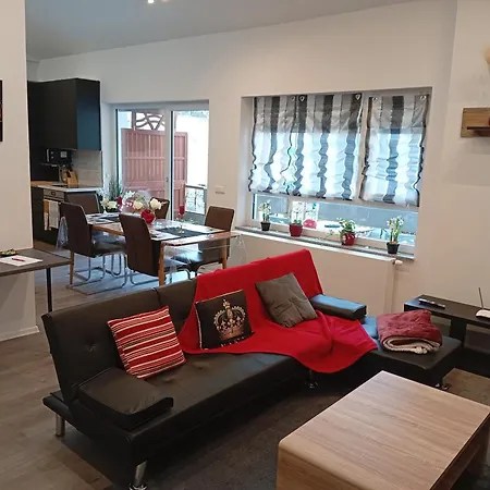 Vipstay - Stilvoll Und Geraeumige Apartments Mit Terasse Oder Balkon, Kueche, Kostenloses Parken, Wlan, Smart Tv Wiesloch Exterior foto