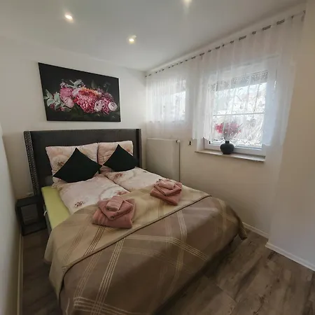 Vipstay - Stilvoll Und Geraeumige Apartments Mit Terasse Oder Balkon, Kueche, Kostenloses Parken, Wlan, Smart Tv Wiesloch Exterior foto