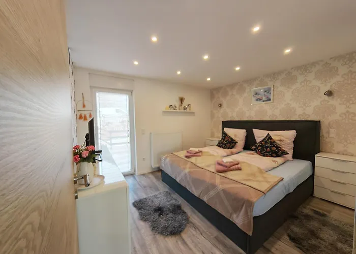 Vipstay - Stilvoll Und Geraeumige Apartments Mit Terasse Oder Balkon, Kueche, Kostenloses Parken, Wlan, Smart Tv