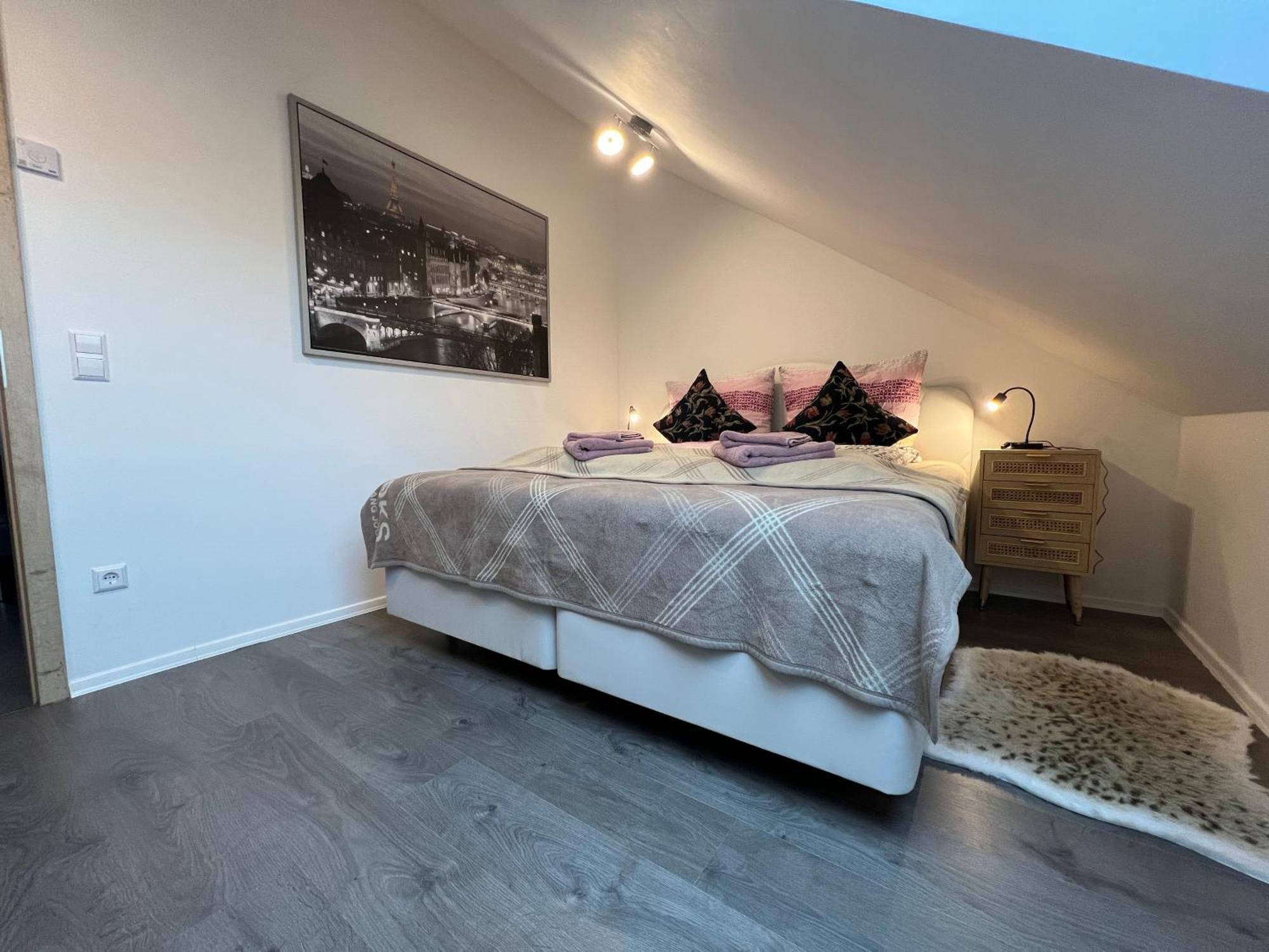 Apartment Vipstay - Stilvoll Und Geraeumige Mit Terasse Oder Balkon, Kueche, Kostenloses Parken, Wlan, Smart Tv