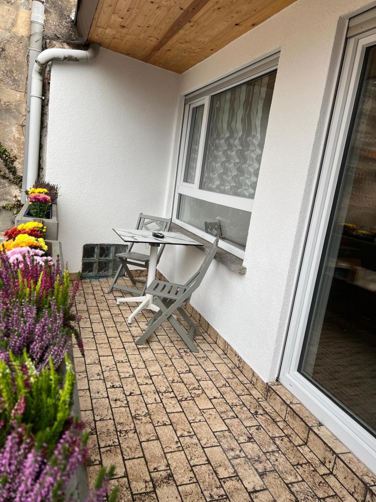 Apartment Vipstay - Stilvoll Und Geraeumige Mit Terasse Oder Balkon, Kueche, Kostenloses Parken, Wlan, Smart Tv Wiesloch