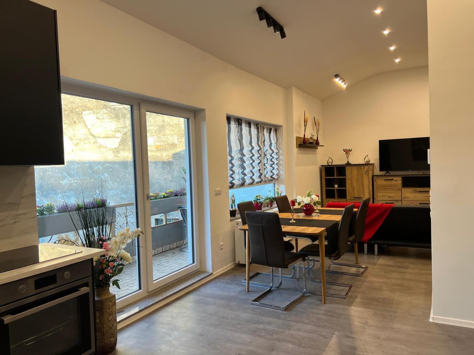 Vipstay - Stilvoll Und Geraeumige Mit Terasse Oder Balkon, Kueche, Kostenloses Parken, Wlan, Smart Tv Apartment Wiesloch
