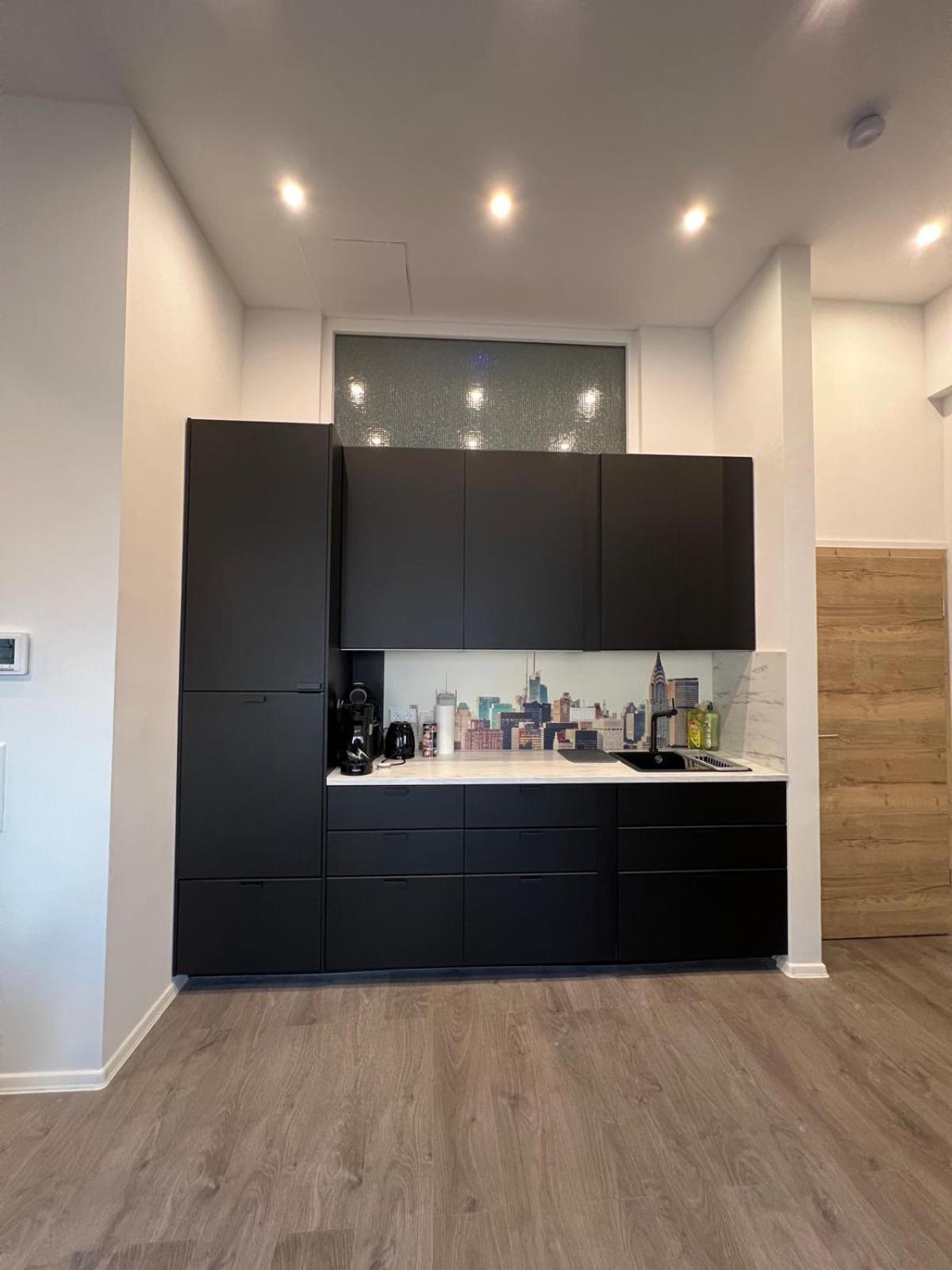 Vipstay - Stilvoll Und Geraeumige Mit Terasse Oder Balkon, Kueche, Kostenloses Parken, Wlan, Smart Tv * Wiesloch