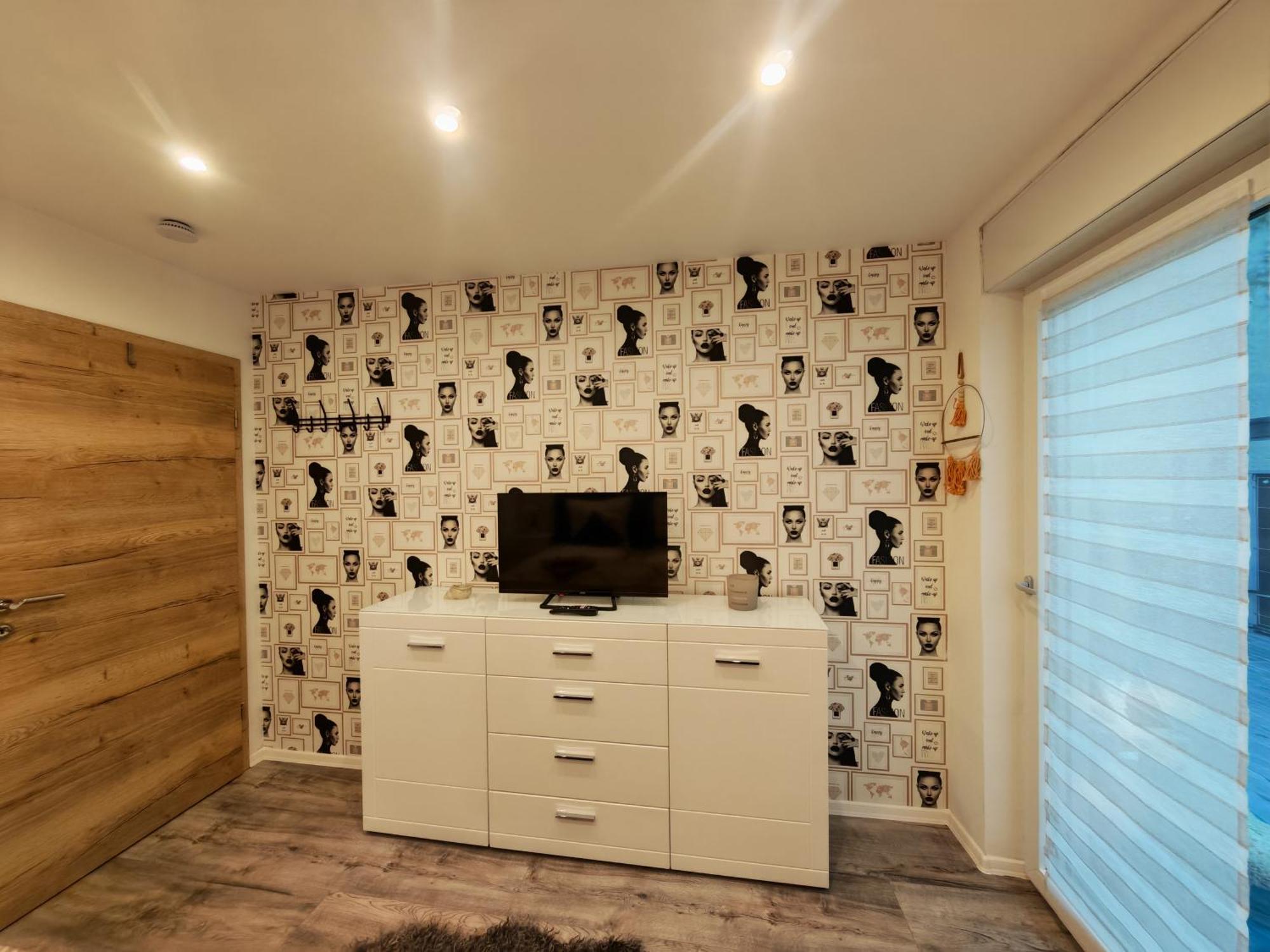 Vipstay - Stilvoll Und Geraeumige Mit Terasse Oder Balkon, Kueche, Kostenloses Parken, Wlan, Smart Tv Wiesloch