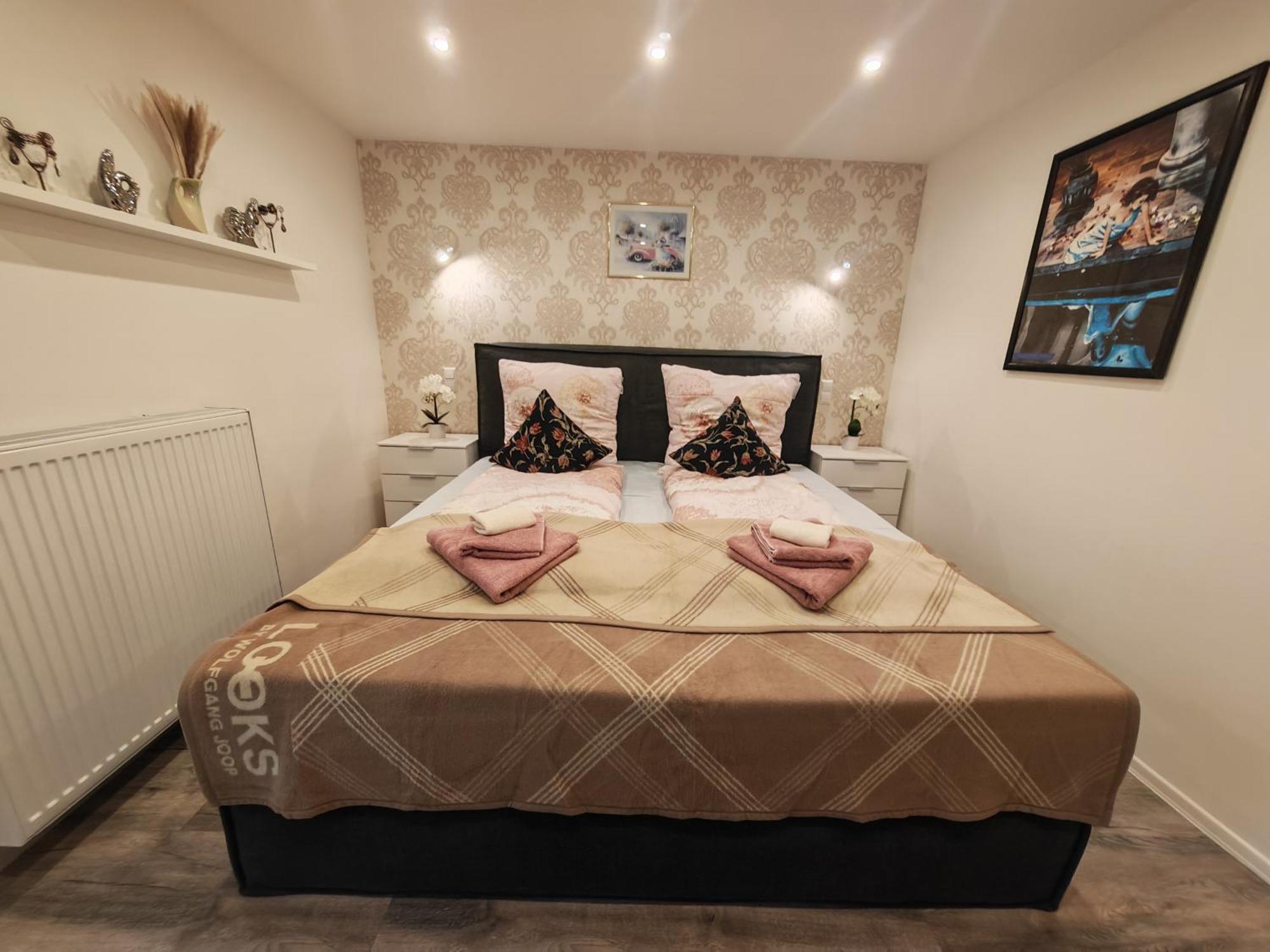 Vipstay - Stilvoll Und Geraeumige Mit Terasse Oder Balkon, Kueche, Kostenloses Parken, Wlan, Smart Tv *