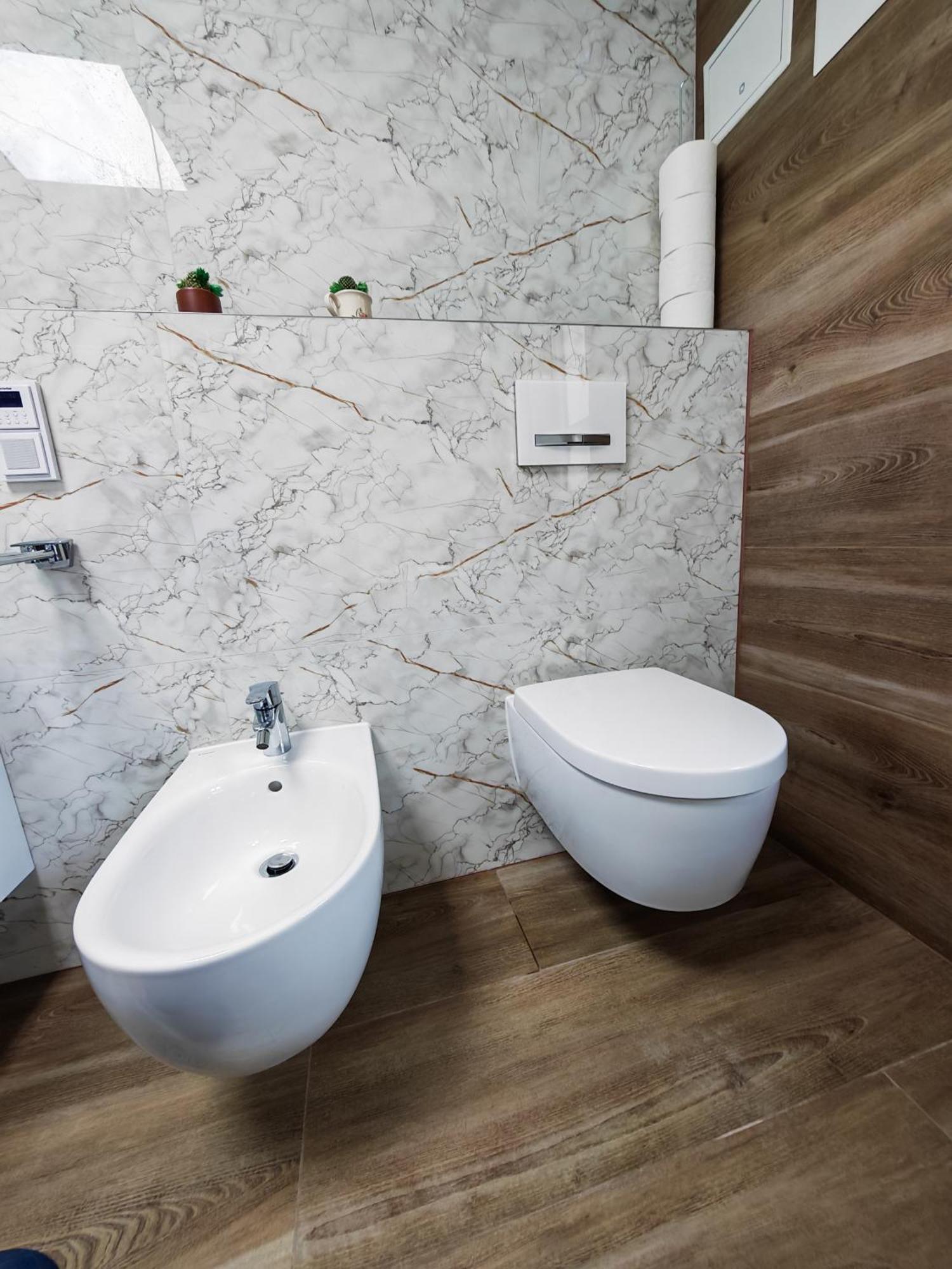 Apartment Vipstay - Stilvoll Und Geraeumige Mit Terasse Oder Balkon, Kueche, Kostenloses Parken, Wlan, Smart Tv Wiesloch