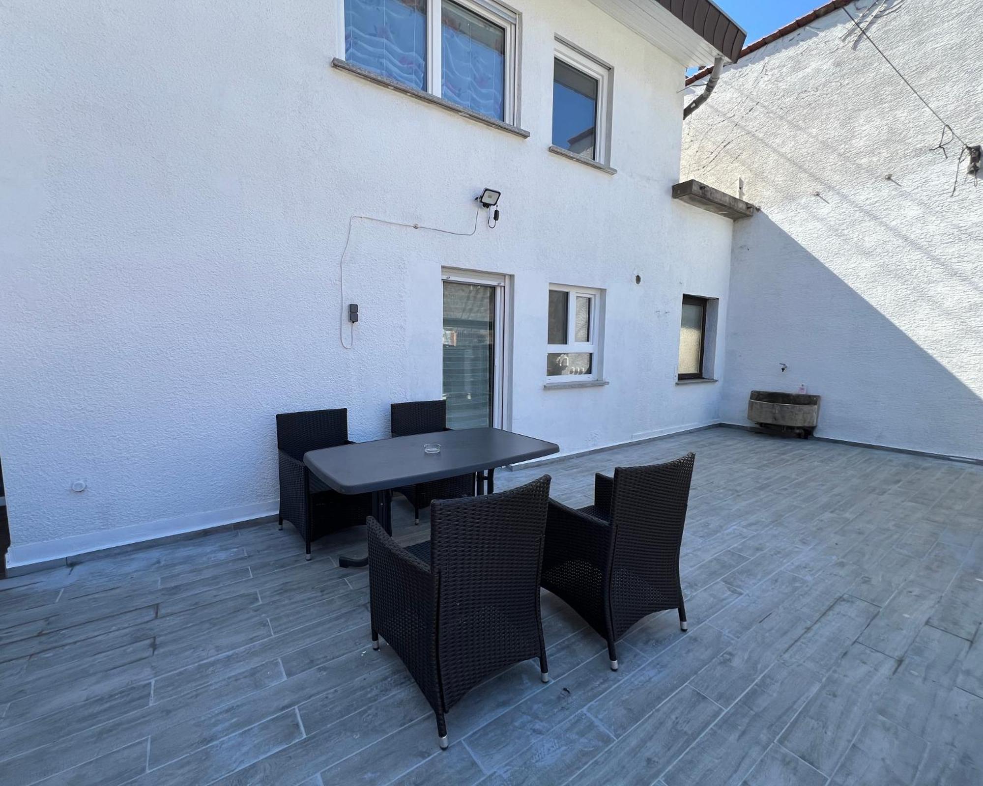 Vipstay - Stilvoll Und Geraeumige Mit Terasse Oder Balkon, Kueche, Kostenloses Parken, Wlan, Smart Tv Apartment Wiesloch